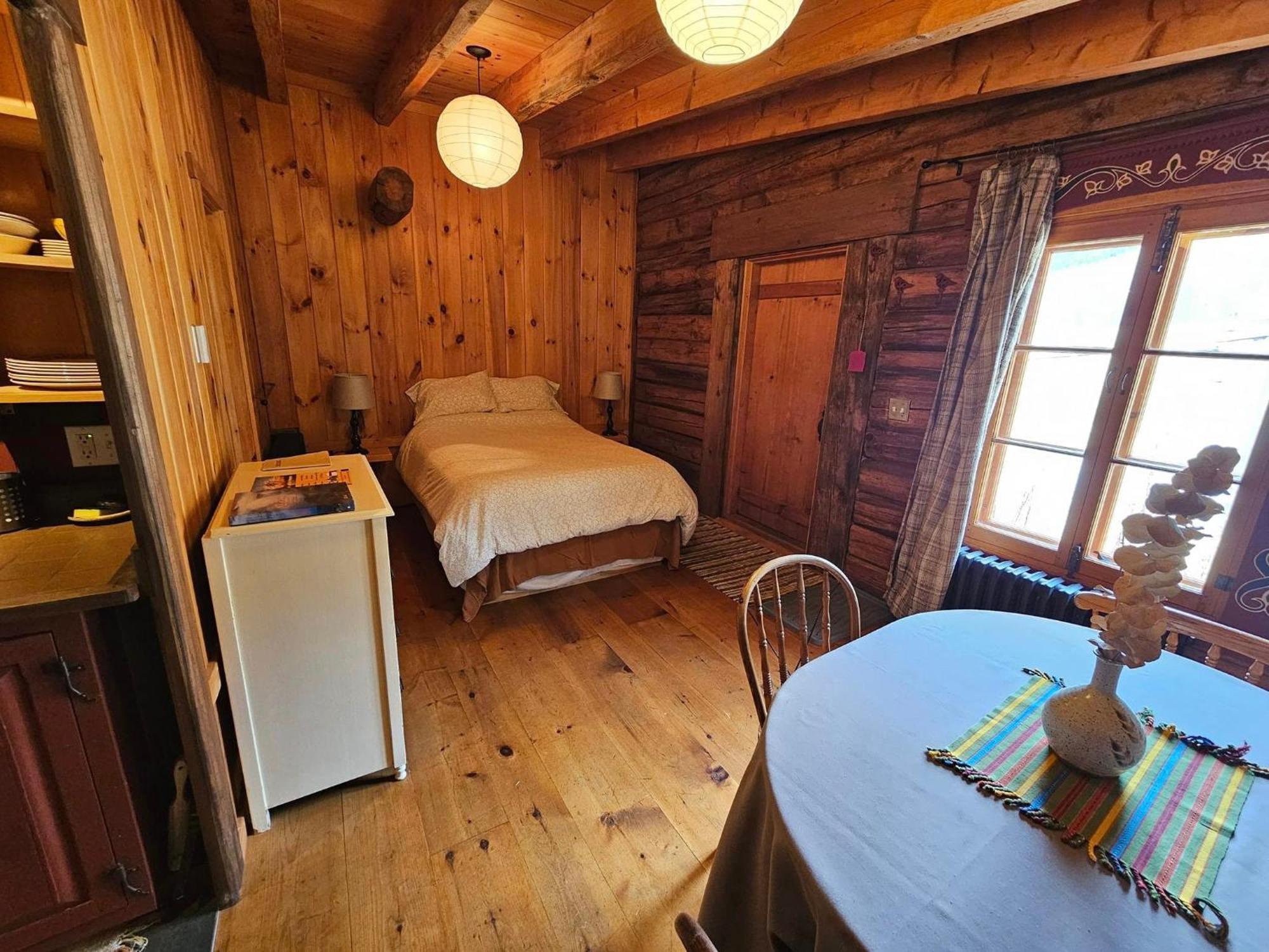 Le Repaire Viking Bed and Breakfast Sainte-Rose-du-Nord Εξωτερικό φωτογραφία